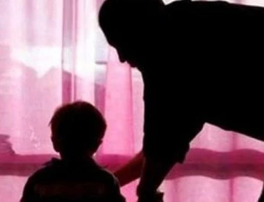 Φρίκη: Ινδός και Έλληνας ασελγούσαν 14χρονο αγοράκι στην Εύβοια